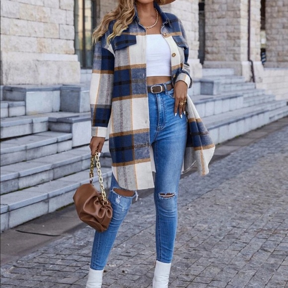 Tan white plaid button down overcoat jacket - Picture 3 of 16